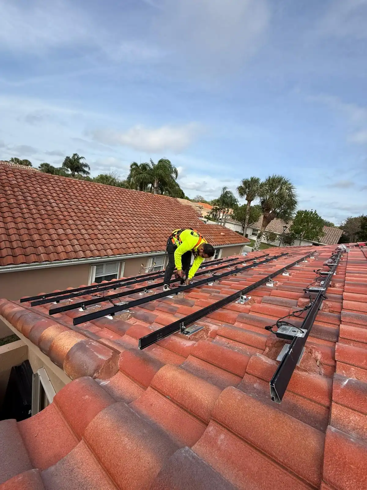 Solar Installation Fort Lauderdale FL | Residential & Commercial Solar | Planet Roofing