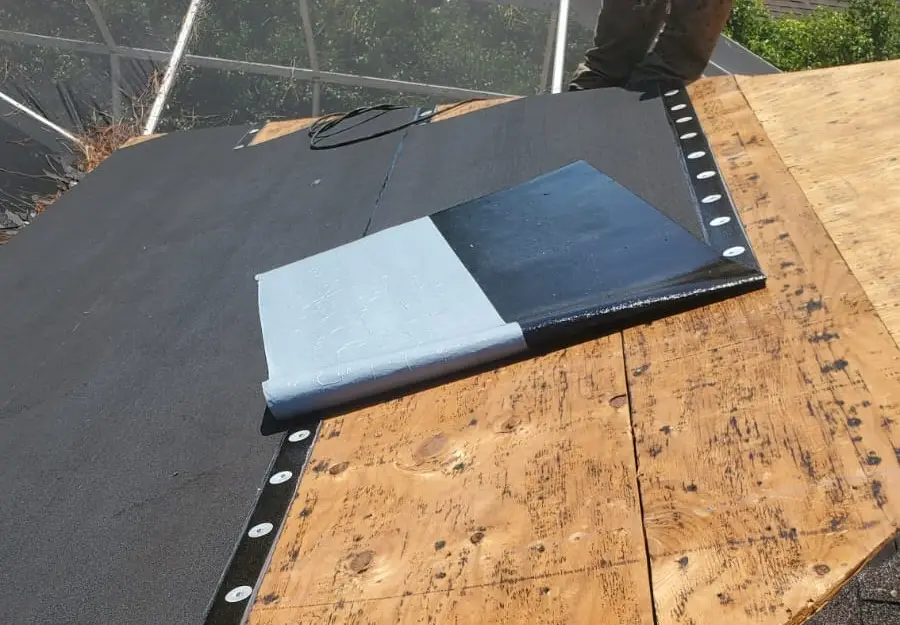 Roofing conditions and residential areas in Palmetto Bay Florida